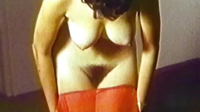 Bodybuilder aux gros seins branle film x avec lesbienne la bite d'un homme