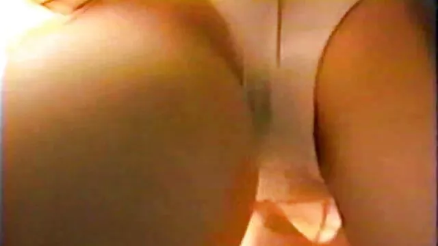Partenaire strapon lesbienne film porno lesbien dans le cul serré