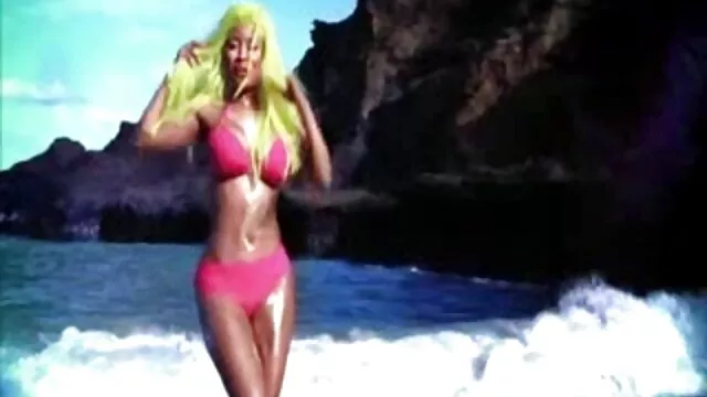 Superbe orgasme de fille xlesbiene de sexe machine