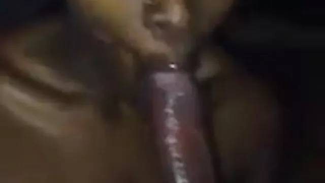Jeune prof lesbienne avec strapon a mis en scène voir film porno lesbienne un sado-maso avec un étudiant
