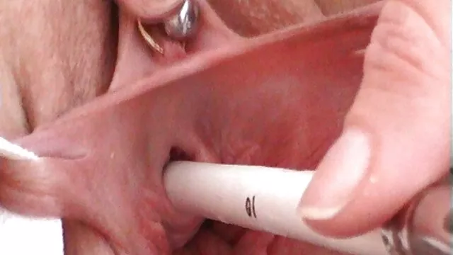 La rousse a pris le sperme d'un homme noir sur la langue après film porno lesbien streaming une sodomie avec lui