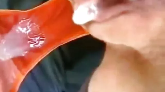 Le couple a installé la caméra et a filmé leur sexe en film porno lesbienne streaming famille