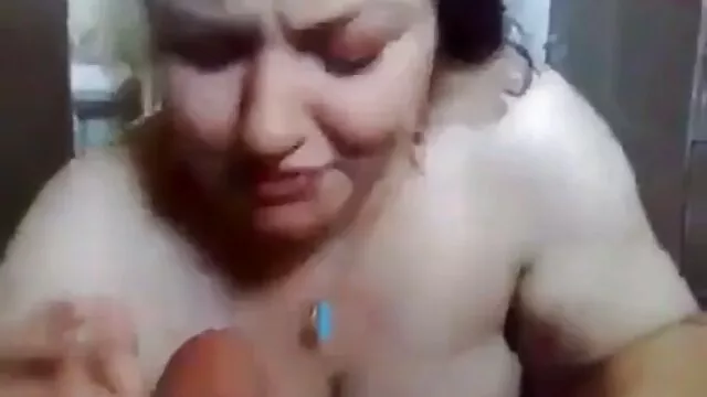 Un butin film lesbienne x gratuit de chienne russe expérimenté a voyagé autour de la bite d'un autre hahahal