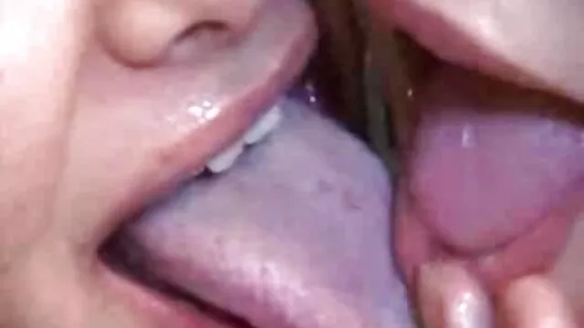 La film porno de lesbienne gratuit chatte du professeur allume sauvagement l'élève
